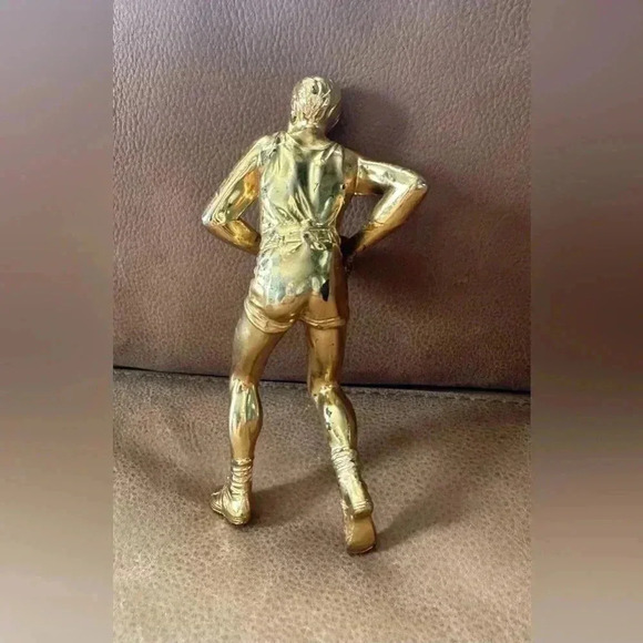 Gold Male Basketball Trophy Topper - Picture 4 of 5